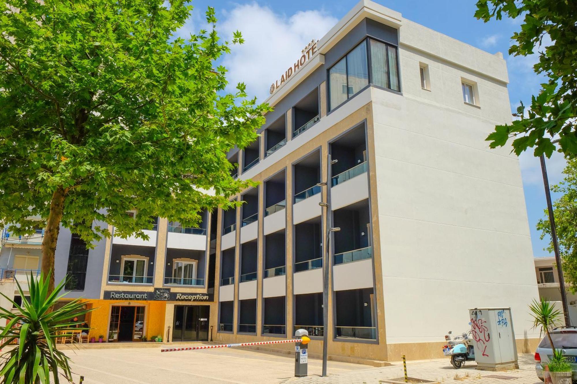 Laid Hotel Vlore Exterior photo